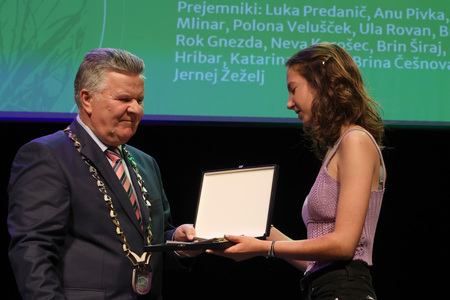 ZLATE PETICE 65 FOTO LJUBO VUKELIČ